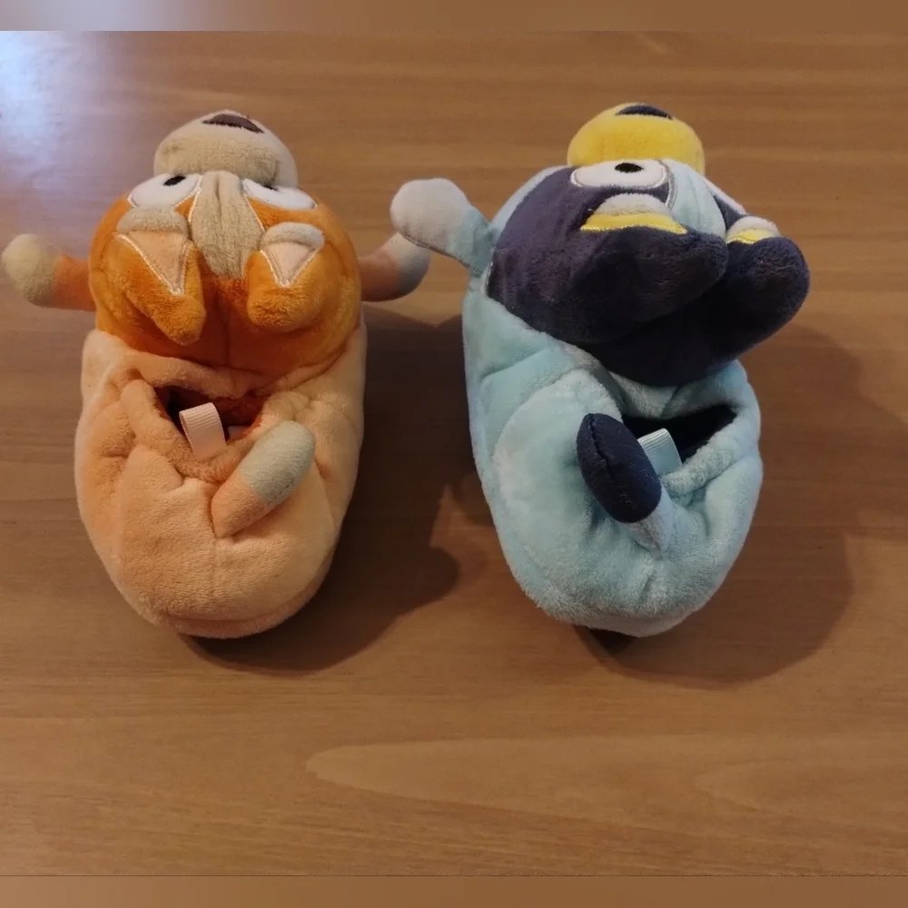 Bluey & Bingo Plush Slippers Kids Size 9/10 Soft Cartoon House Shoes